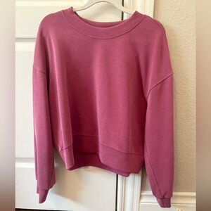 Lululemon softstreme perfectly oversized cropped crew in washed magenta